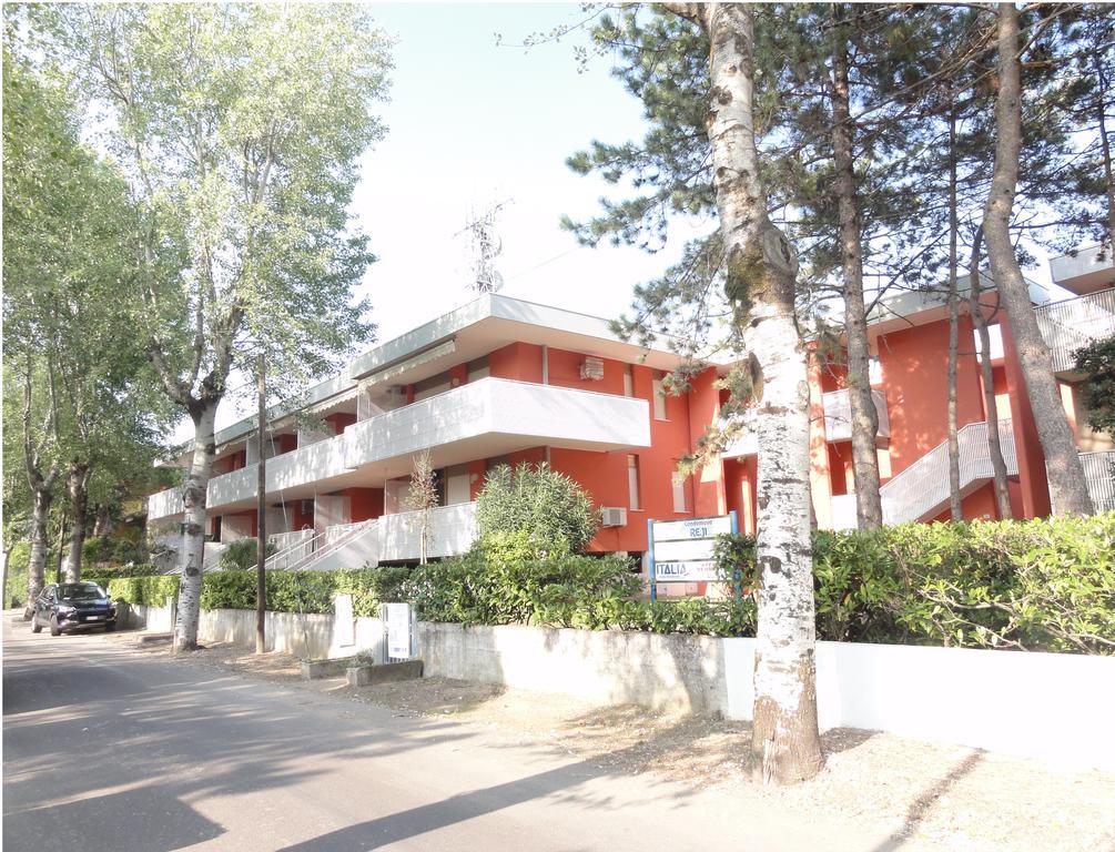 Reji - Appartamenti Бибионе Экстерьер фото